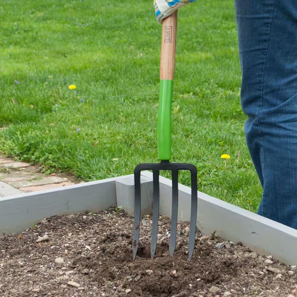 4-Tine Forged Spading Fork