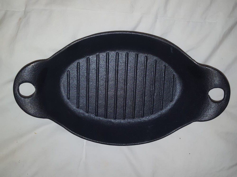 Mr. Bar-B-Q Oval Cast Iron Grilling Dish - New