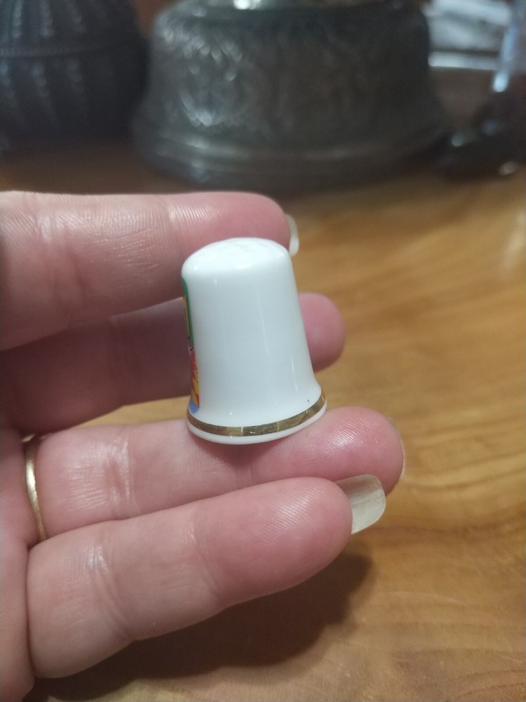 Vintage Flash Cleaner advertising Thimble. Fine porcelain
