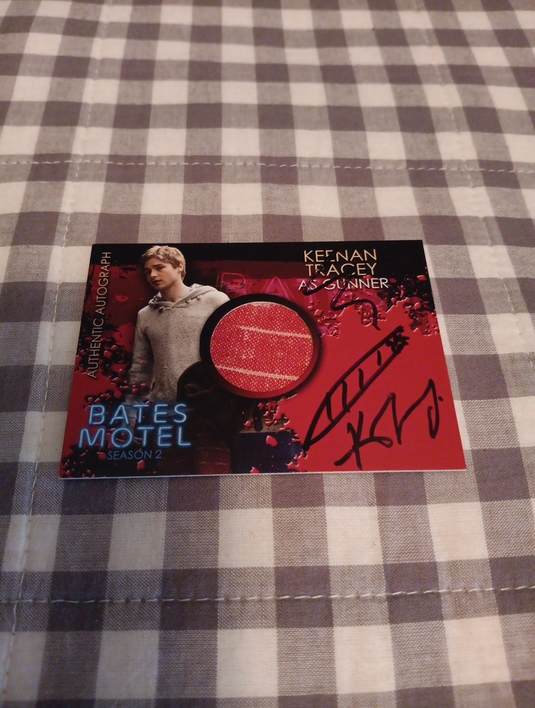 Bates Motel Prop And Autograph Cards