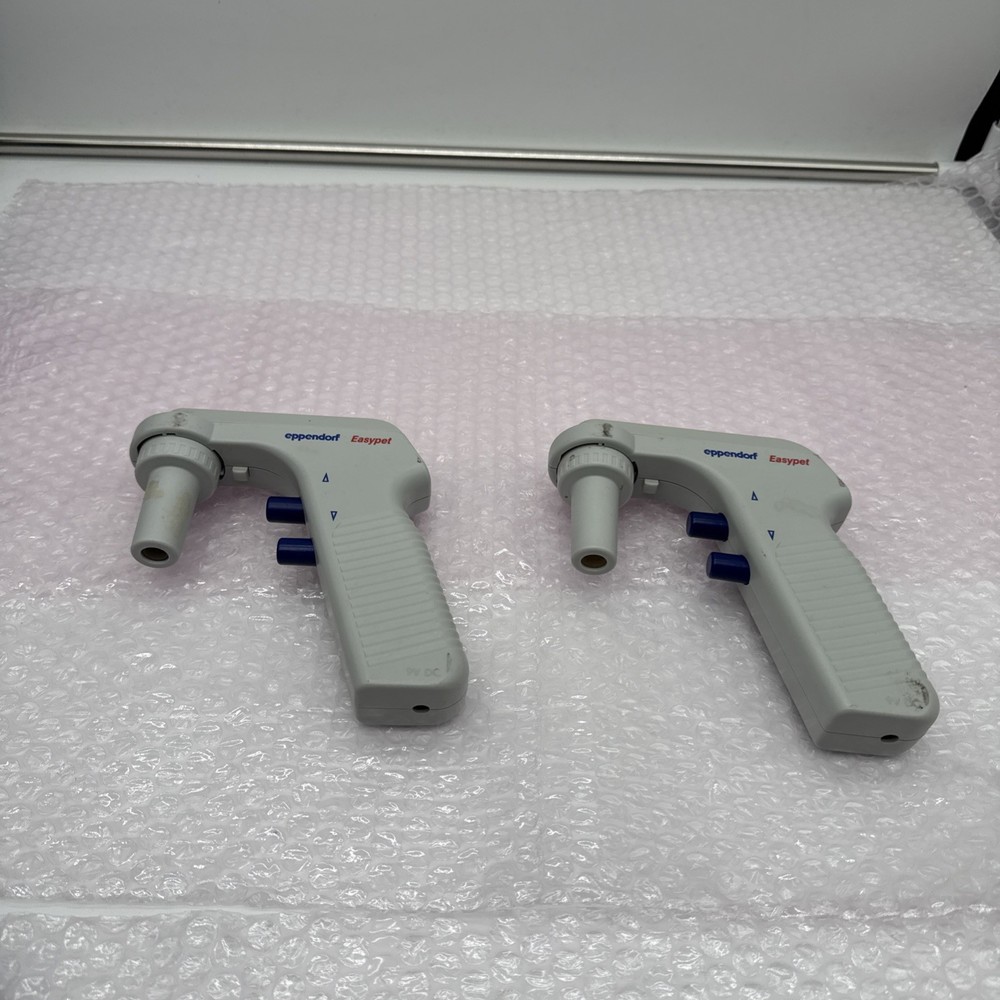 Lot 2x Eppendorf Easypet Dispensing Pipette No AC Adapter