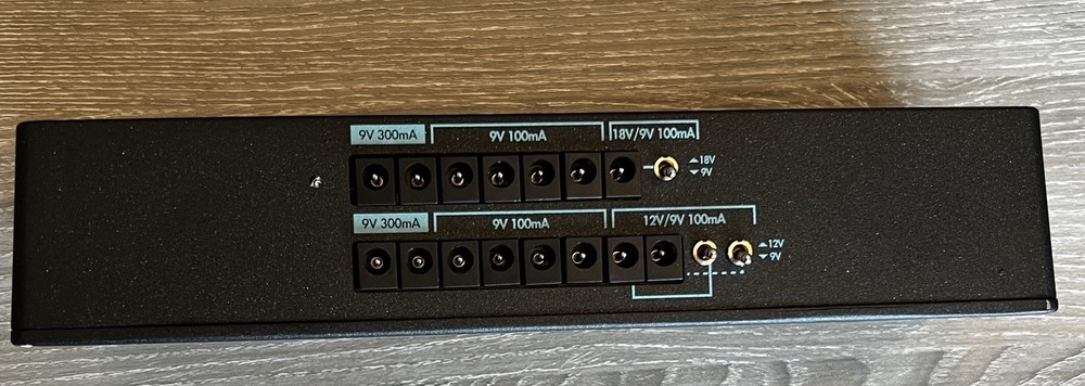 Walrus Audio PHX1 120 V Power Supply