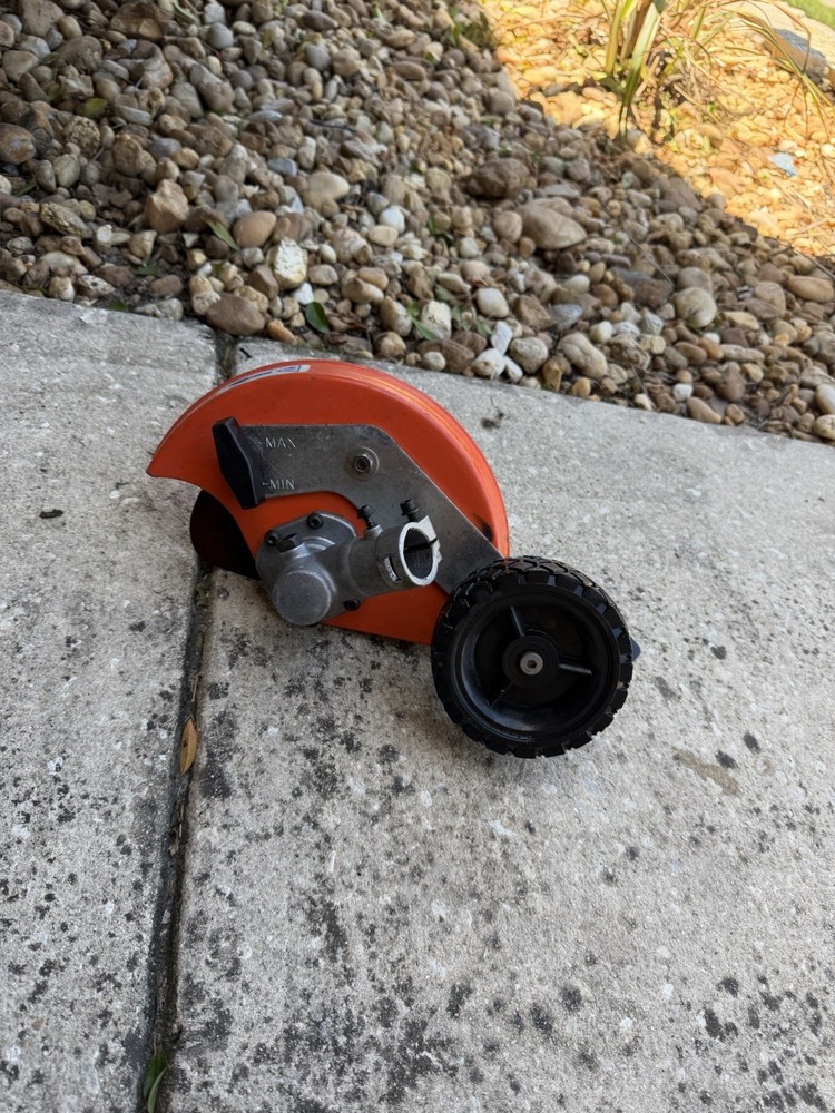 Husqvarna 125e Edger Gear Head