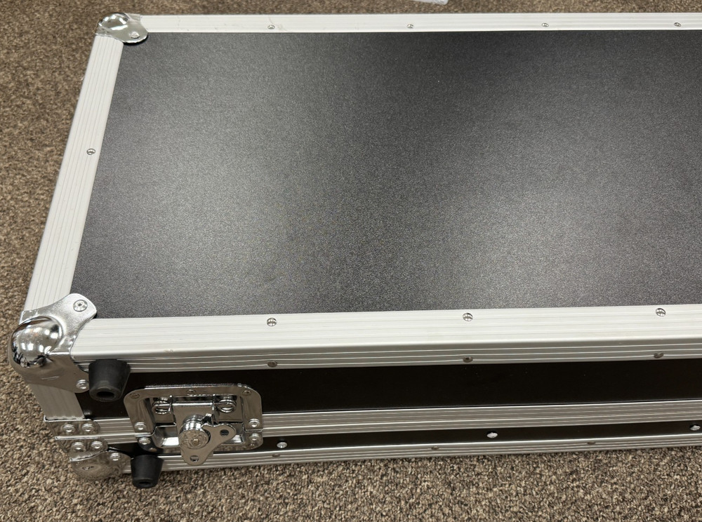 DJ-Tech HYBRID101 Ultimate 4-deck Midi Controller System - Defective - For PARTS