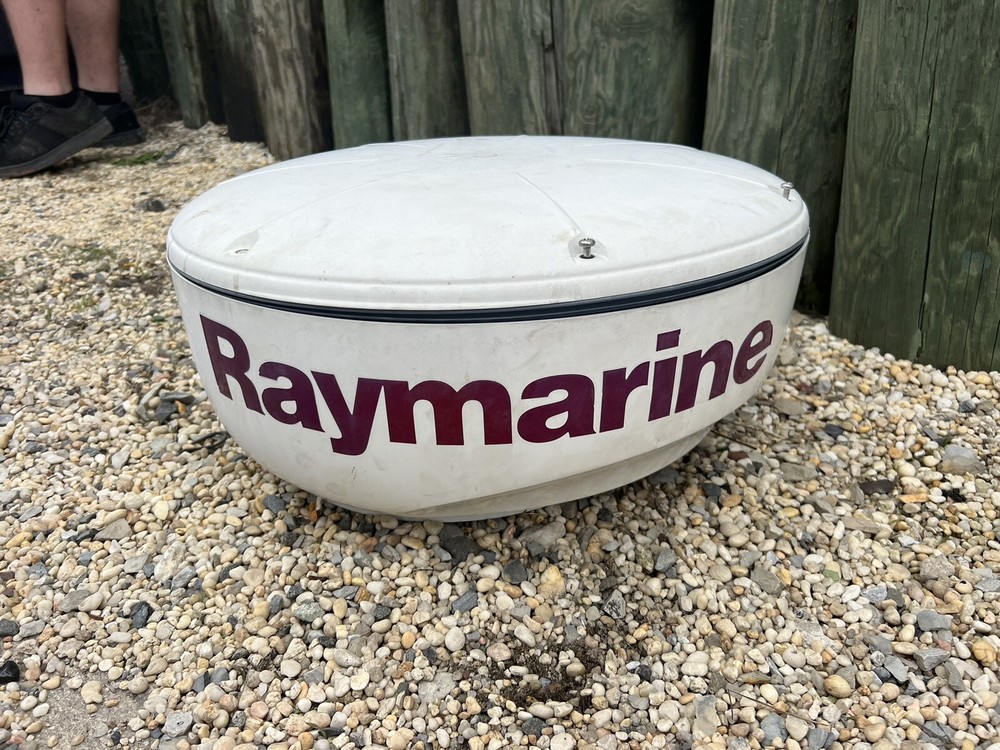 Raymarine Radar Dome  RD418D 4kW 18" Digital dome ONLY - E92130