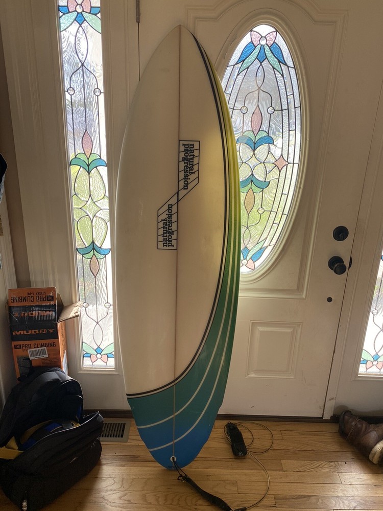 5’11 Tall Surf Board