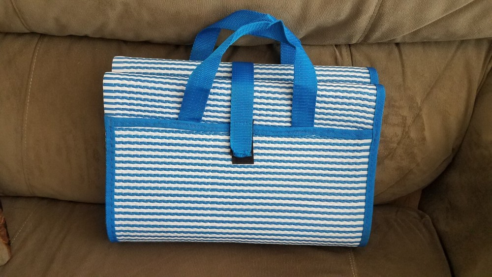 Woven Beach Mat 76 X 60" Blue & White W Carry Handle