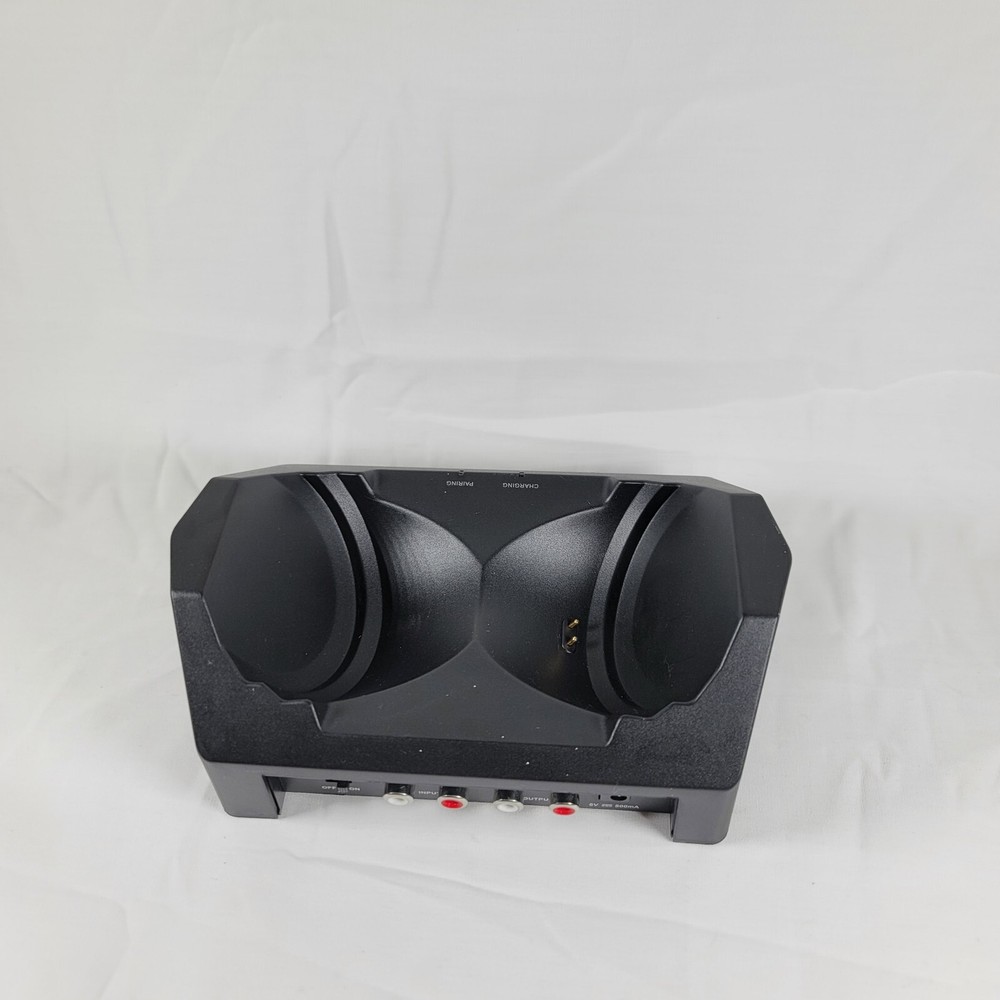 Rocketfish RF-WHP212 DOCKING STATION CHARGING BASE ONLY