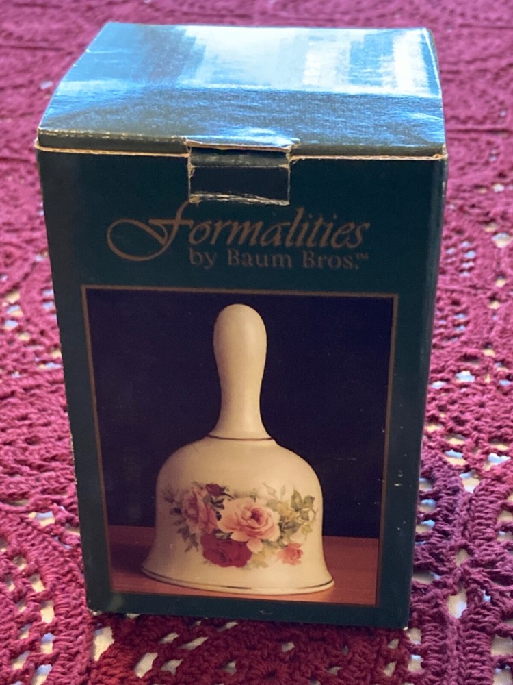 Formalites Victorian Rose Bell