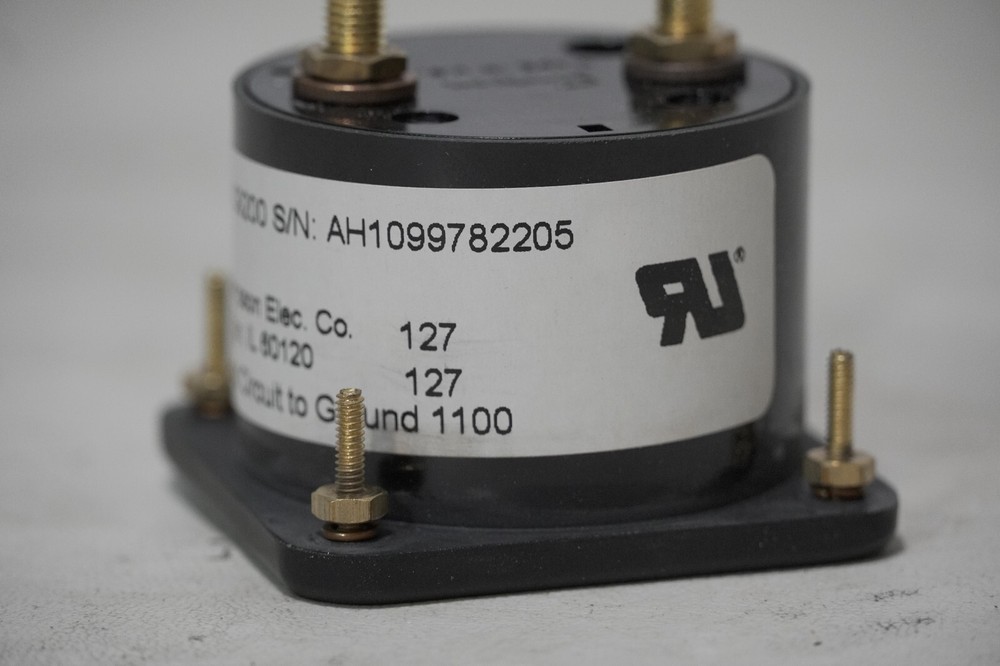 Simpson 09200 Rectangular Electric-Analog Panel Meter, 0-500VDC, 2.5in