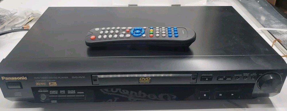 Panasonic DVD-RV31 DVD Player. Component/Subwoofer Out + Replacement Remote. vg+