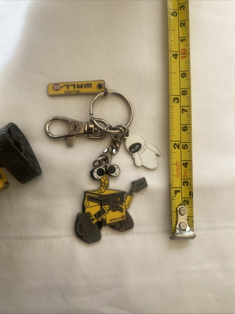 Wall E Wall-E Disney Pixar Character & Key Ring Evie Thinkway Keyring Disney