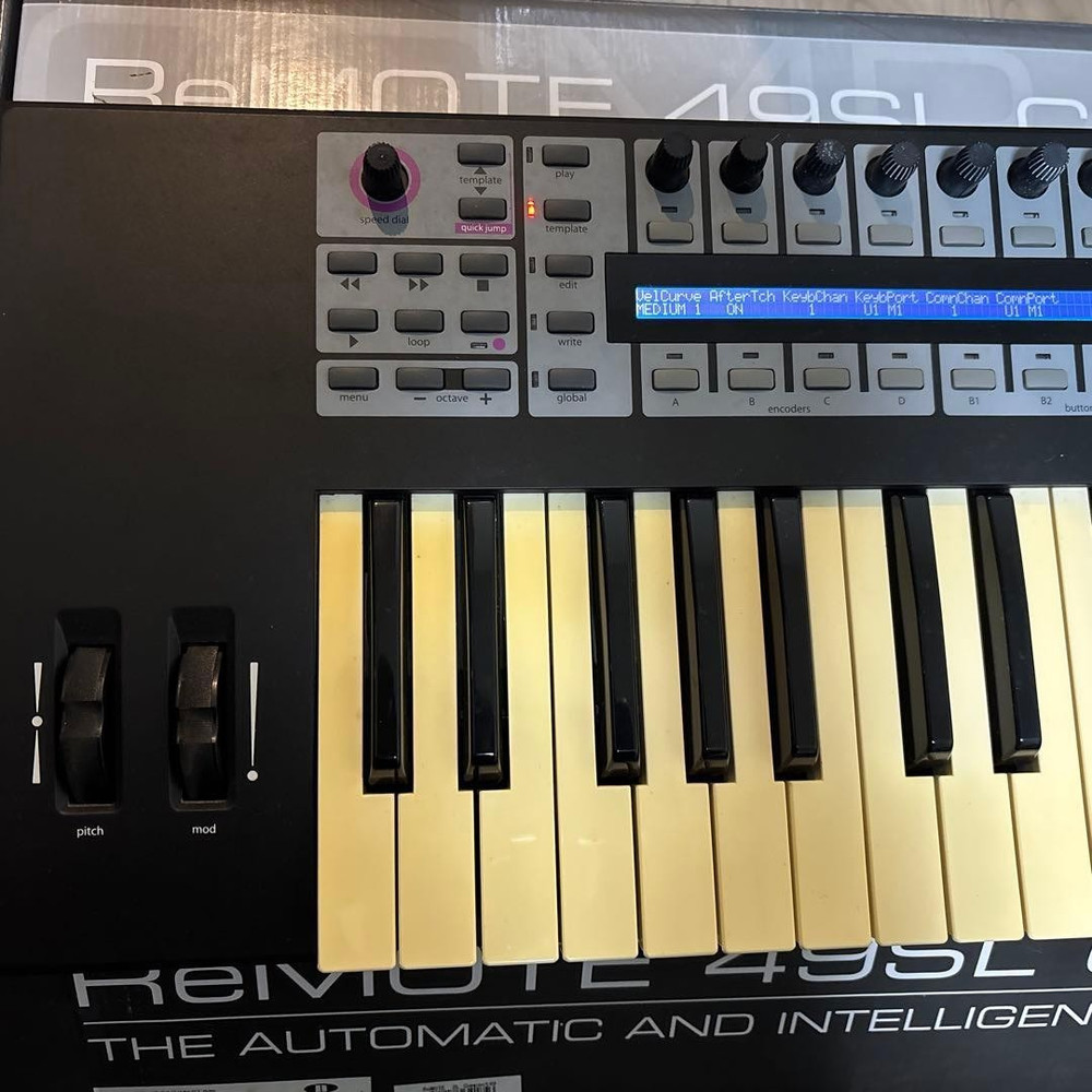 Novation 49SL Compact MIDI Controller Keyboard w/ Box USB Working from japan