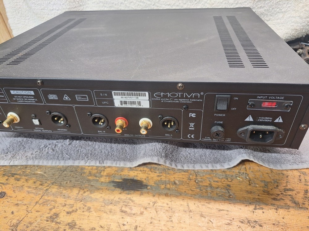Emotiva ERC-3 Differtial Reference CD Player Gen 2 Digital Analog Untested