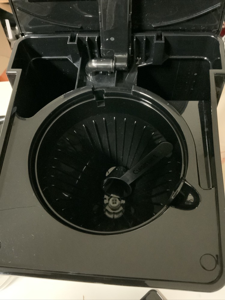 ☕️ Cuisinart DCC-T20 14-Cup Programmable Coffeemaker Black 👍great Cond👇READ