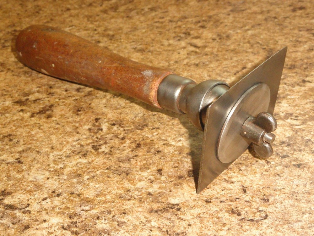 Vintage L.S. Starrette Co. Pivot Head Wood Scraper