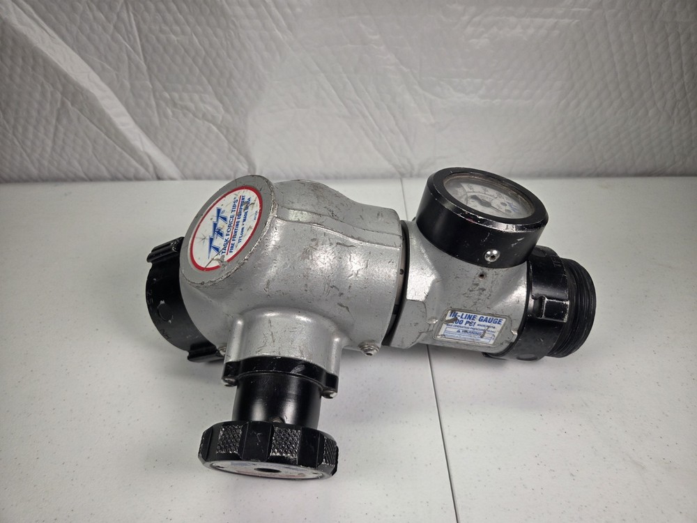 TASK FORCE TIPS (TFT) HI RISE 45° VALVE W/ GAUGE