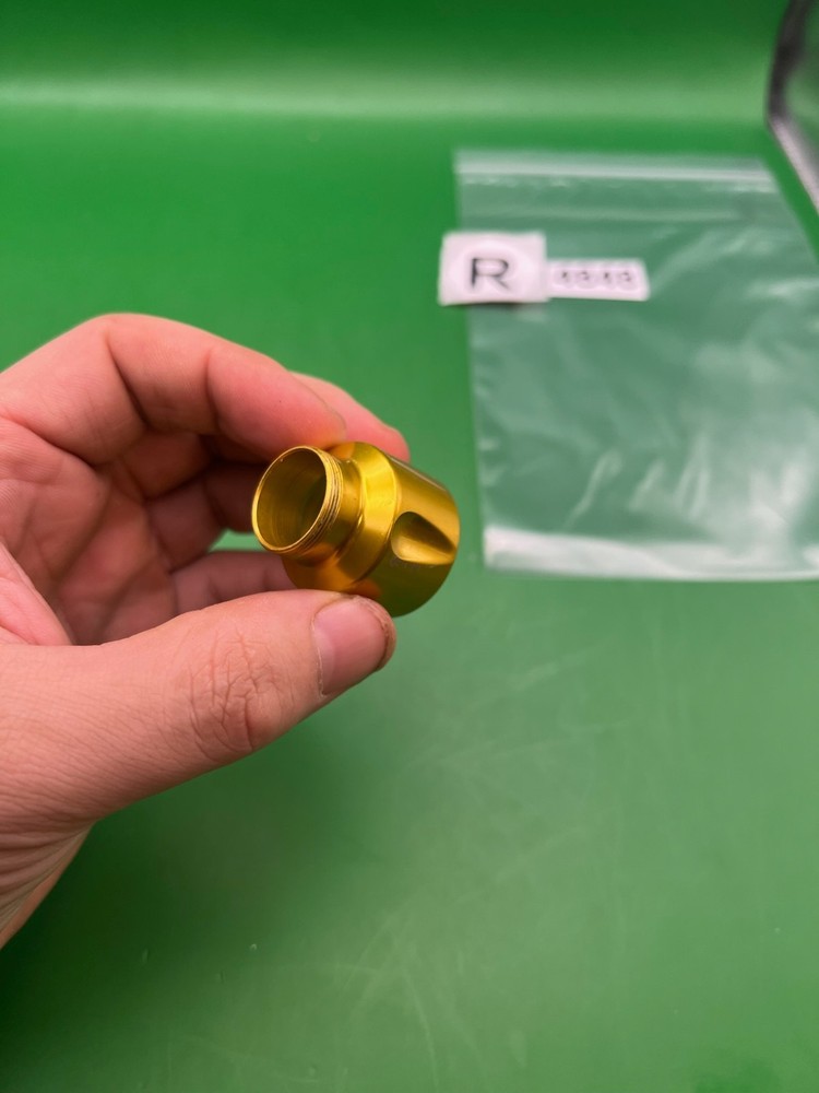 Gold Shocker Feedneck