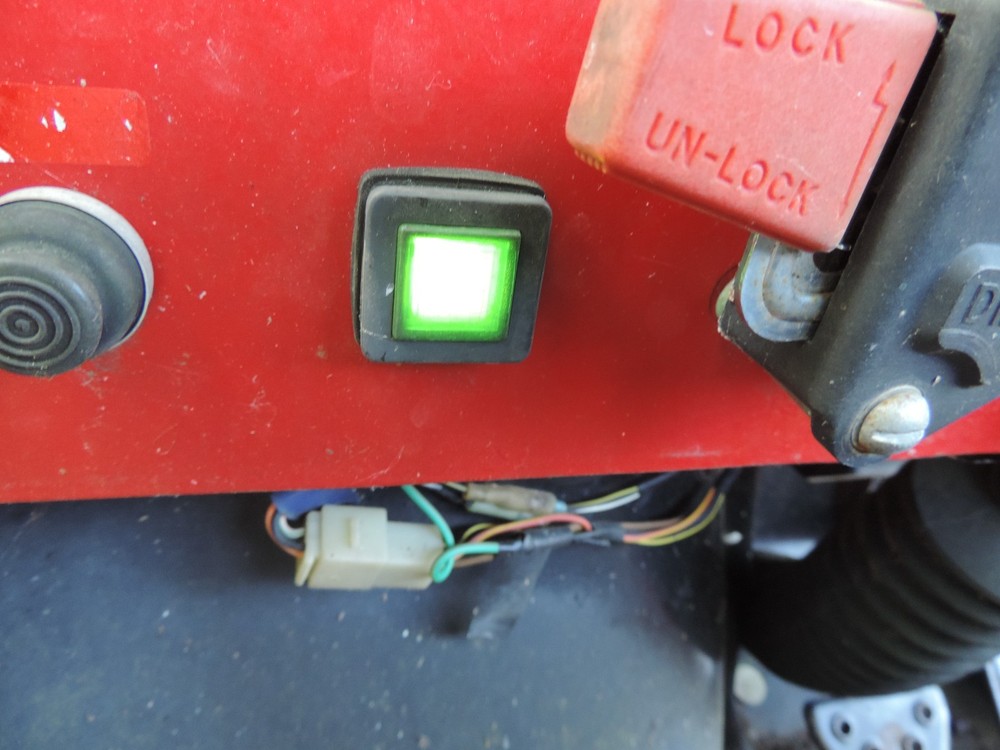 1988 Kawasaki Mule 1000 KAF450 Headlight Switch GOOD WORKING