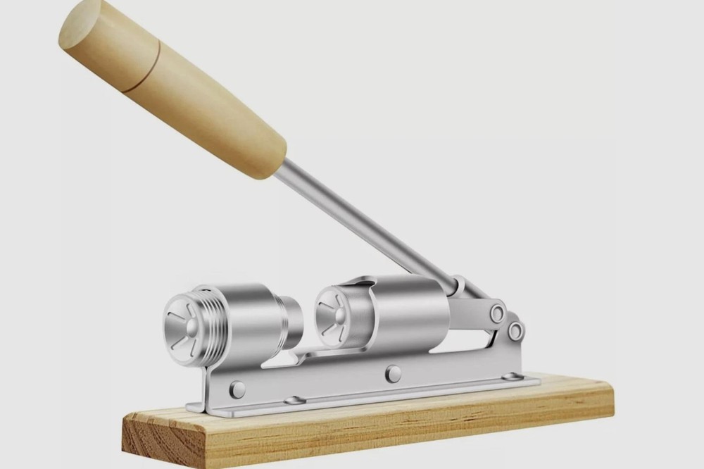 Pecans Almonds Nut Cracking Nutcrackers Tools NEW