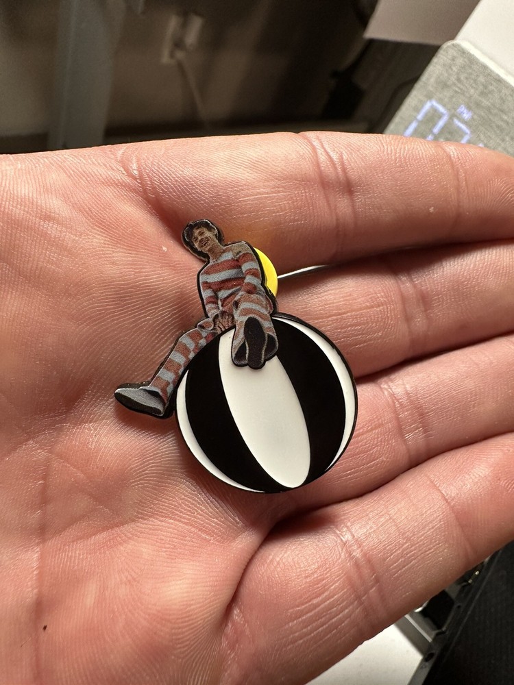 Harry Styles enamel pin