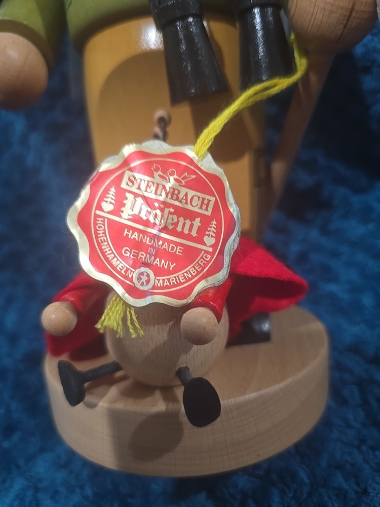 Vintage Steinbach Nutcracker Bug Collector W/Bug Net, Specimens & Ladybug