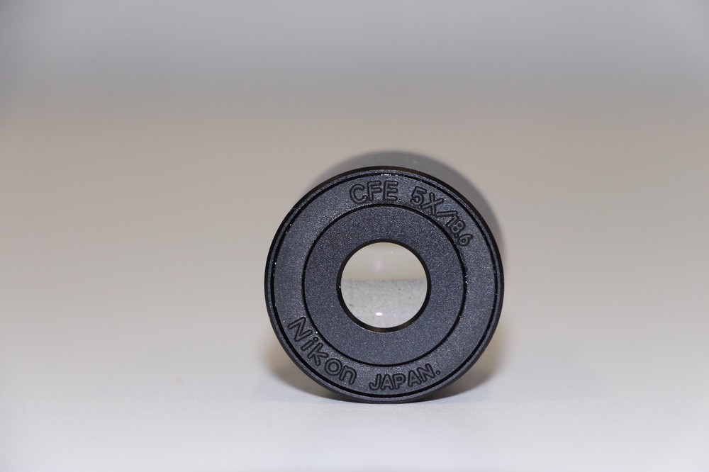 Nikon CFE 5x/18.6 Microscope Eyepiece Ocular