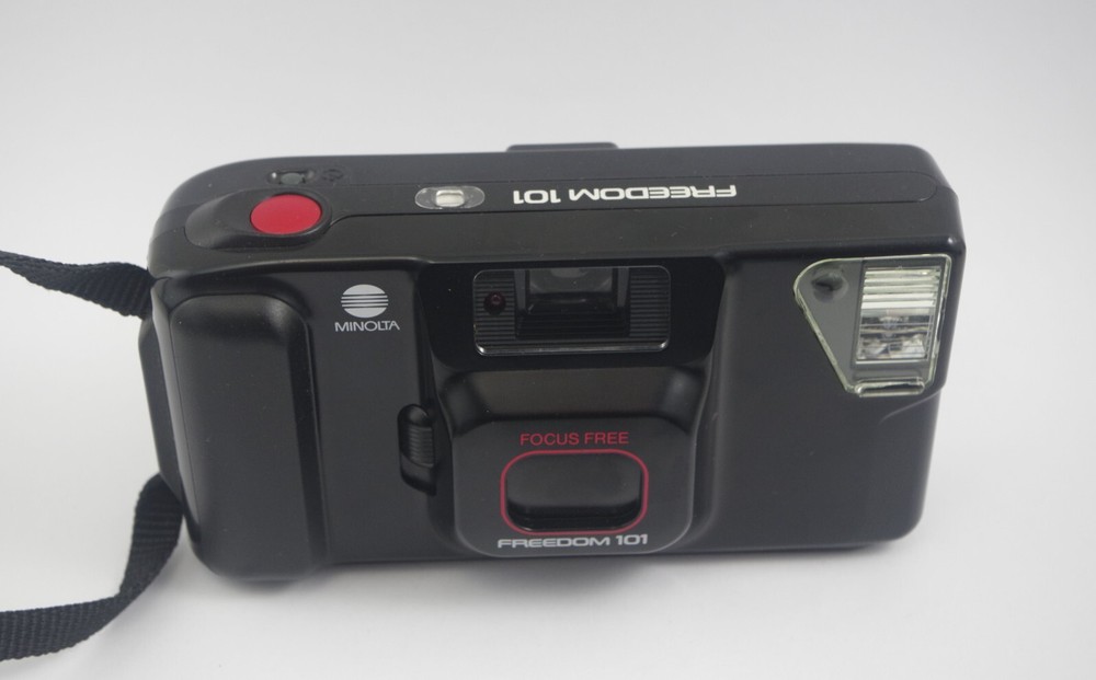 Minolta Freedom 101 Point and Shoot Film Camera