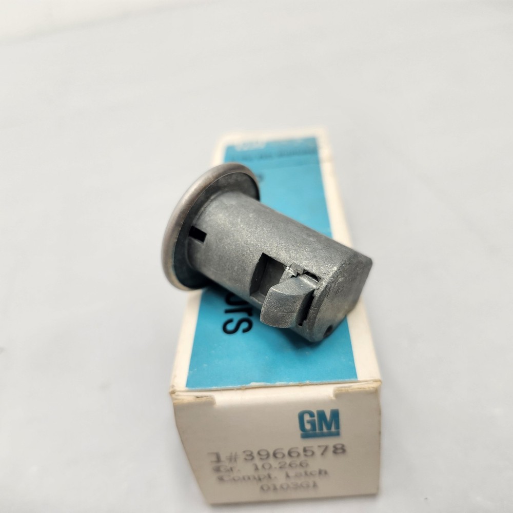 C3 Corvette Rear Storage Compartment Door Latch Push Button Assembly Chrome NOS