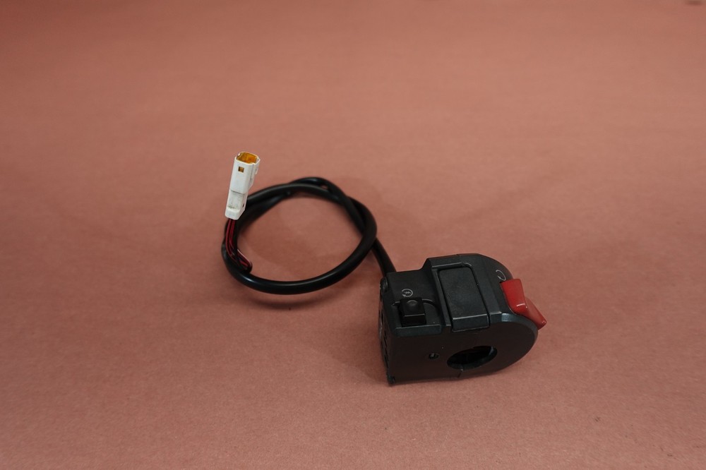 2007-2009 Ducati Hypermotard 1100 S Right Handlebar Stop Start Kill Switch
