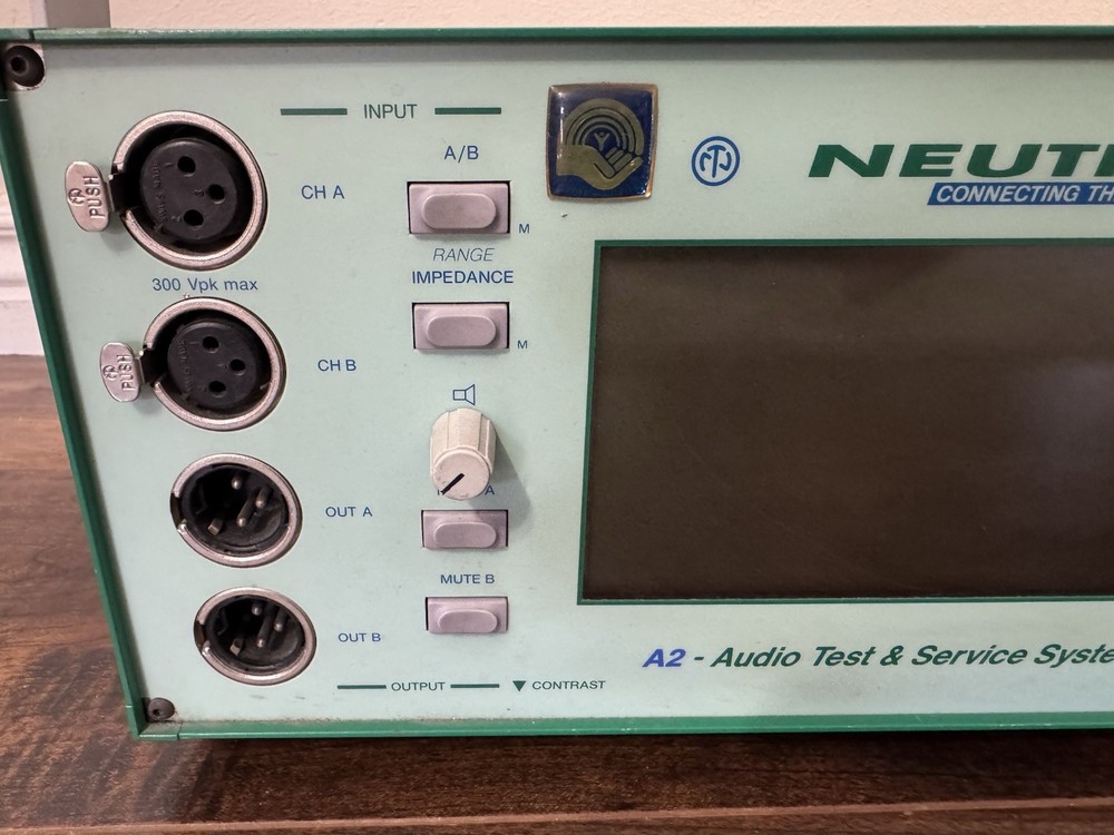 NEUTRIK A2 AUDIO MEASUREMENT SYSTEM / AUDIO ANALYZER (IRC27)