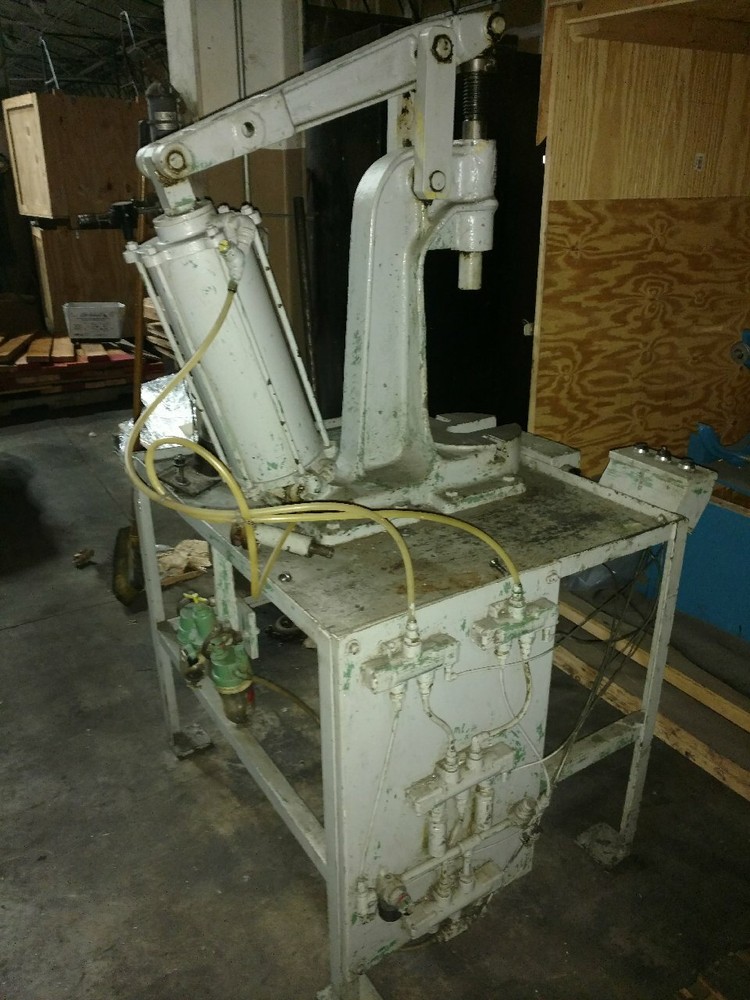 Hannifin Pneumatic Press, Arbor Press