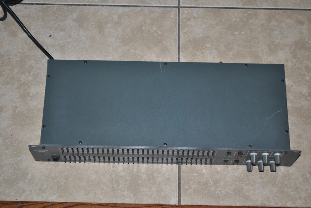 american dj xeg -312 graphic equlizer