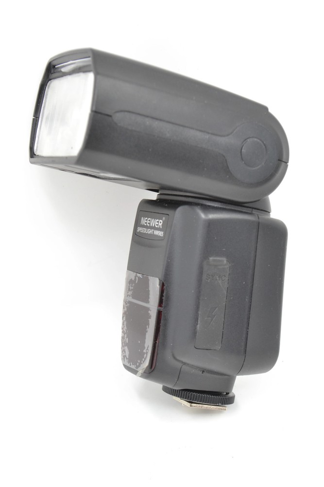 Used Neewer Speedlight NW985 Flash