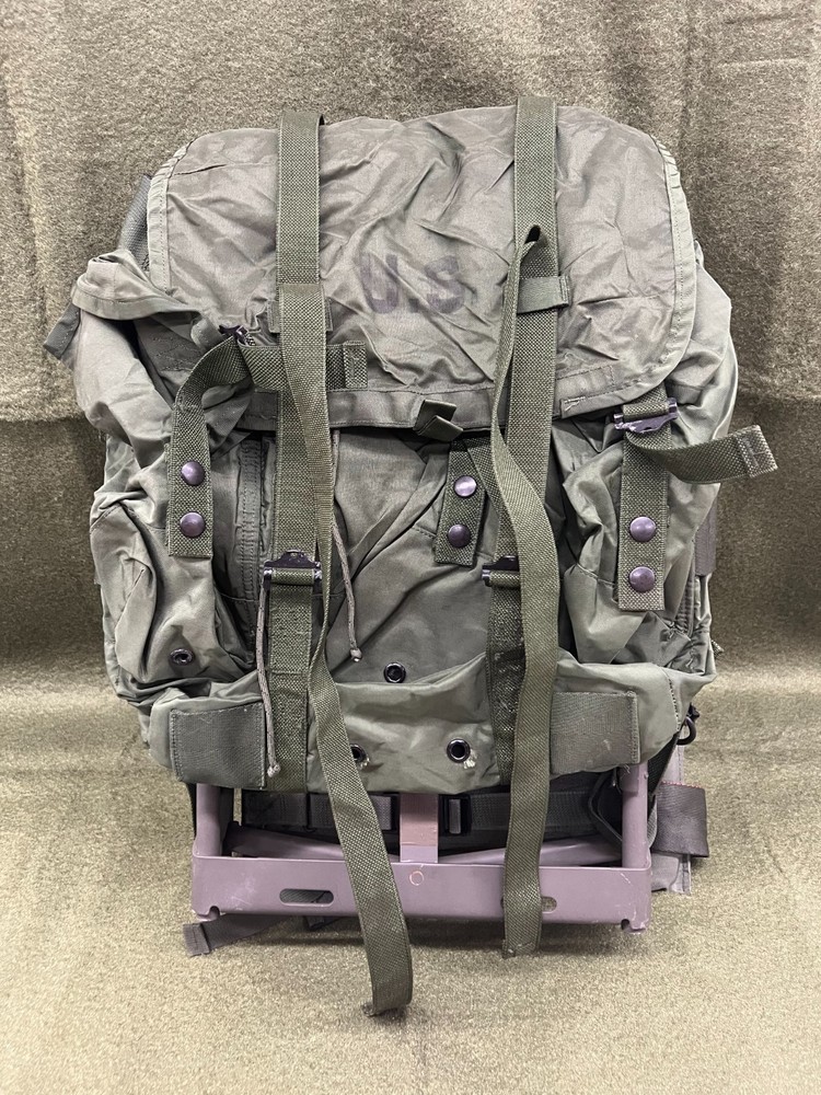 Medium Alice Pack with Frame OD | Excellent Condition