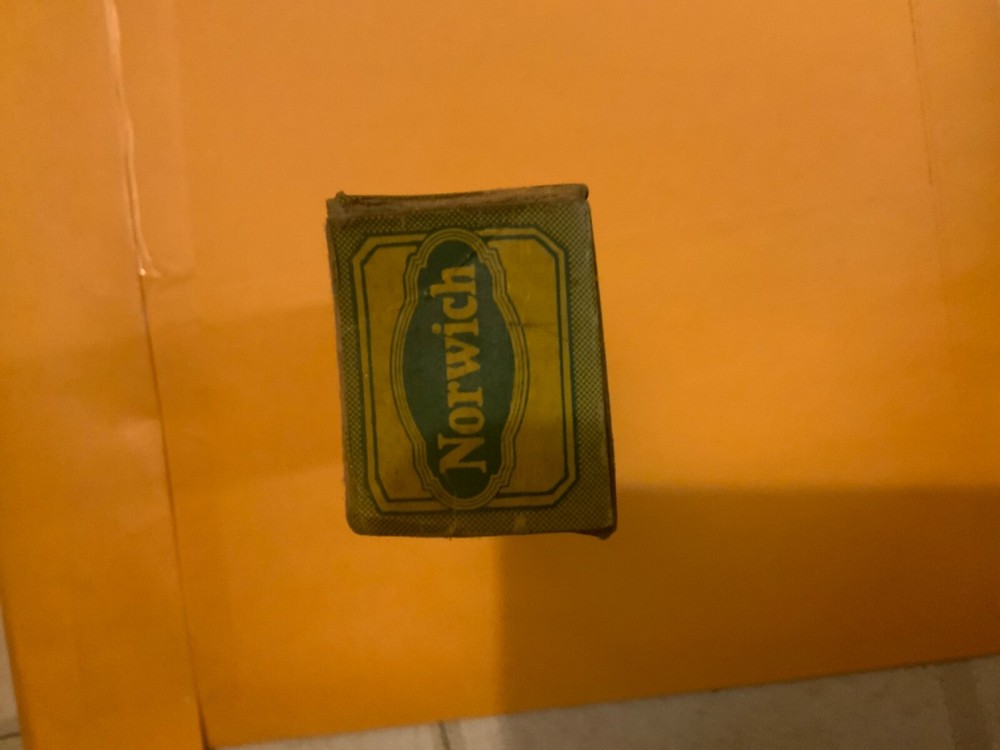 Norwich Pharmacal Co Zinc Oxide Ointment Box. old