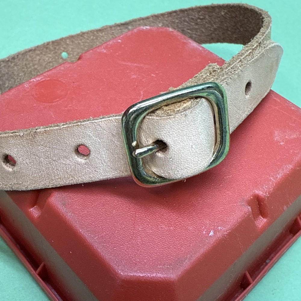 JAGUAR XK 120 TOOL ROLL SECURING STRAP 18”