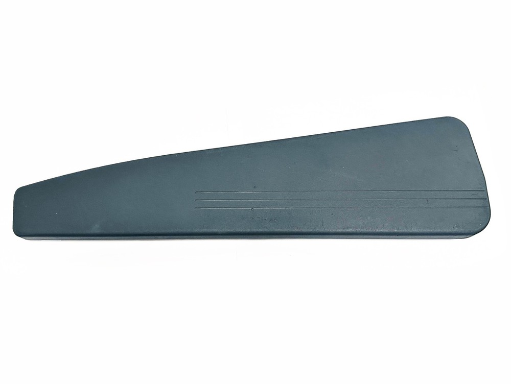 KURZWEIL K2500, K2600 Original Black Right Side End/Cap Panel.