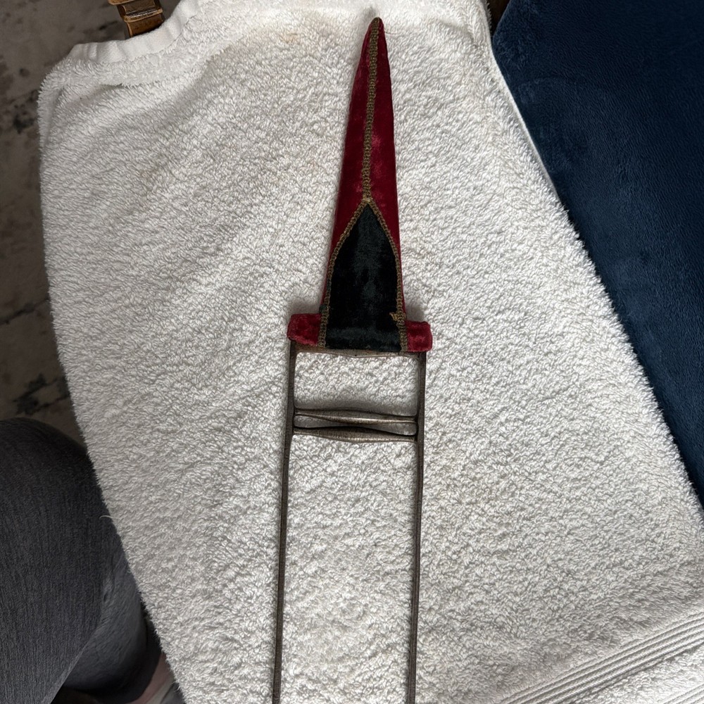 ndian Katar Dagger With Double Edged Blade And Scabbard