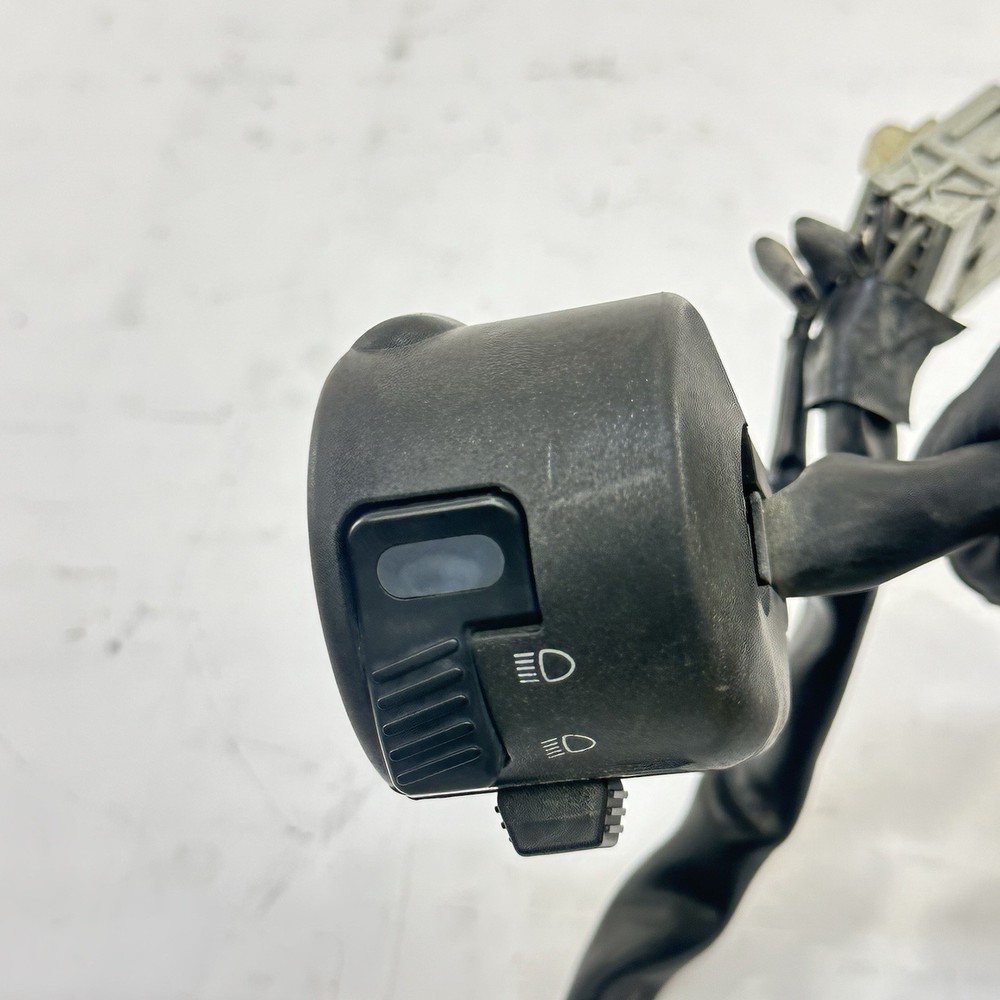 2007 - 2012 HONDA CBR600RR LEFT SWITCH LIGHTS HORN INDICATOR CONTROL BUTTONS