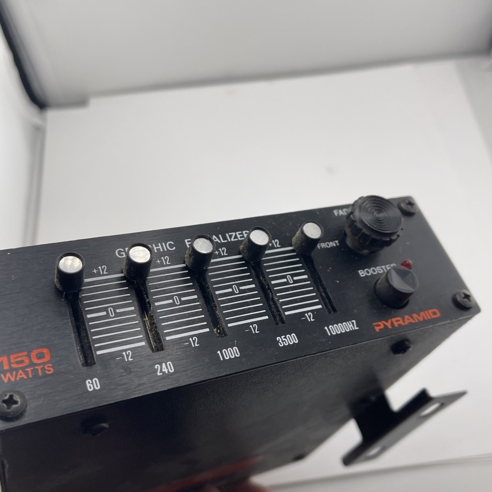 pyramid graphic equalizer Se201-vl - 150 Watts Untested