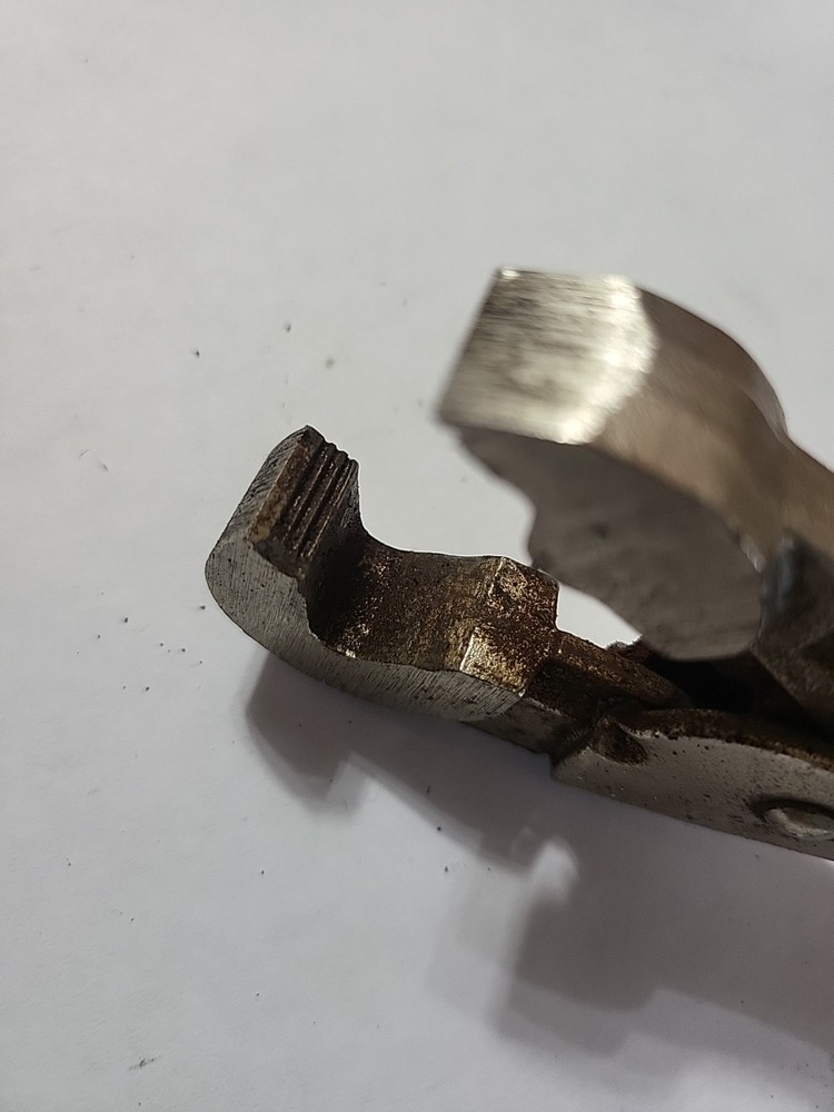 Vise-Grip 7" V-Jaw Locking Pliers