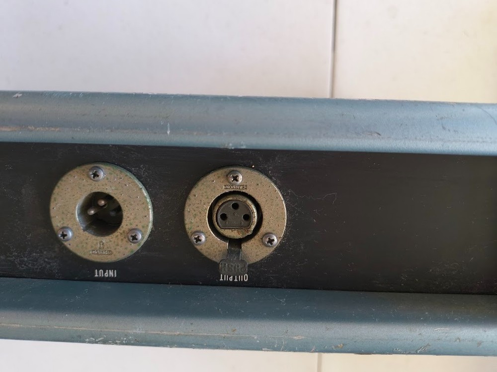 Ling Model 100 - Powers ON- No further tests- AS-IS