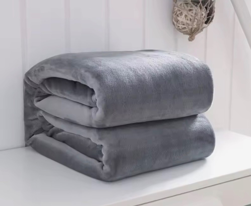 lightweight decorative throw, not electrically heated