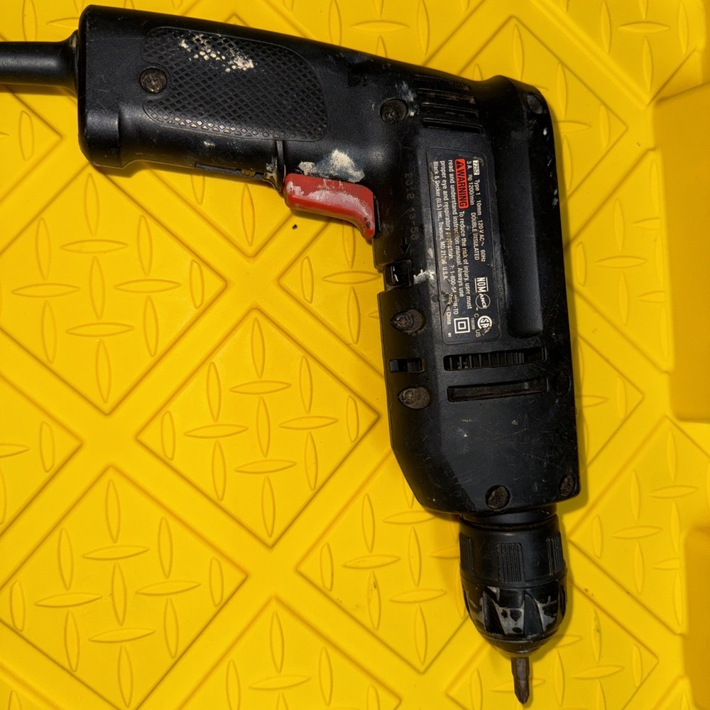 BLACK & DECKER DRILL DR220 (PSL030044)