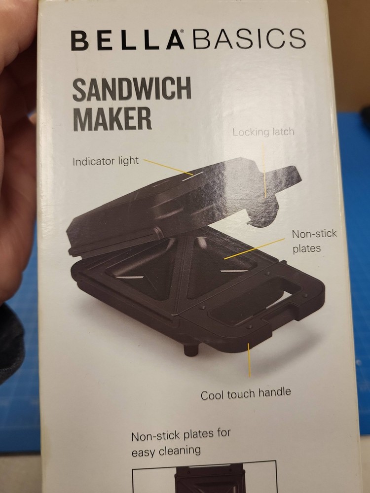 Bella Basics Sandwich Maker Black Nonstick Plates Compact Design Kitchen Dorm