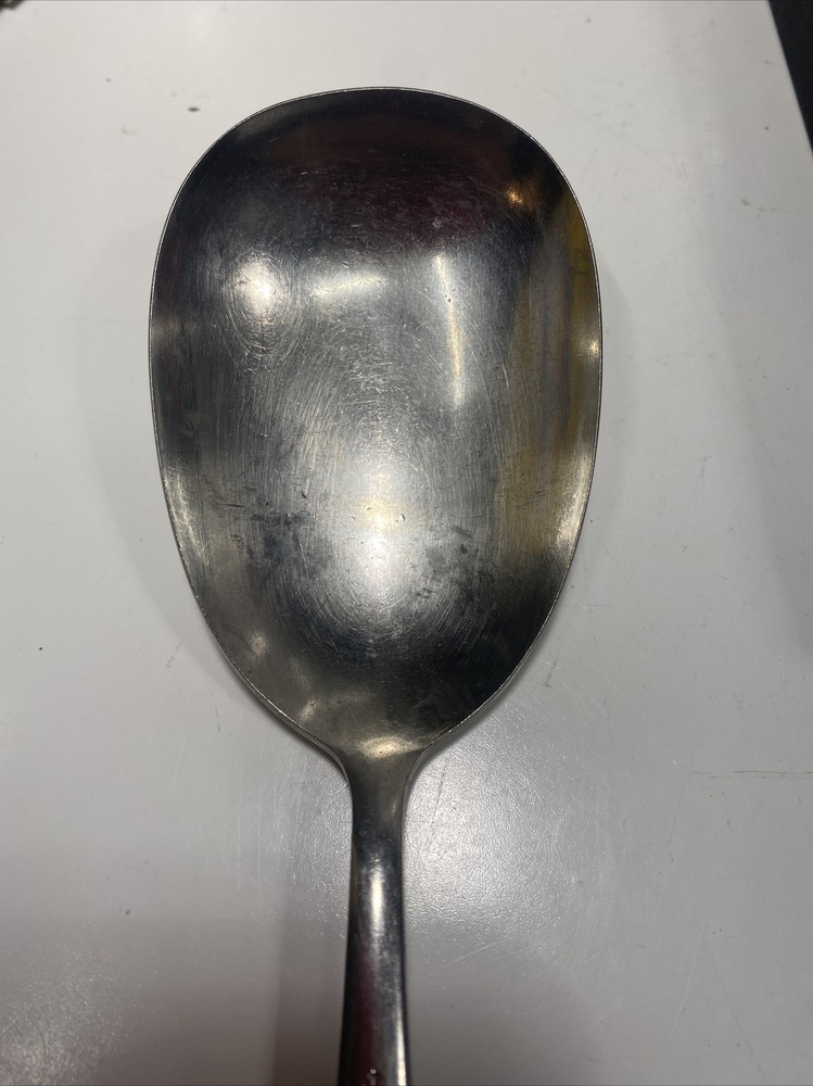 Wallace Stainless Serving Spoon Snowflake Pattern