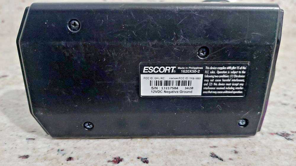 Escort iXc Long Range Radar Laser Detector Model with charger and mounting