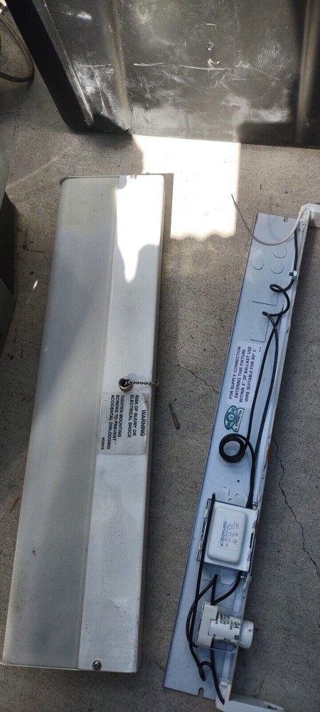 arcade cabinet light fixture lot #100