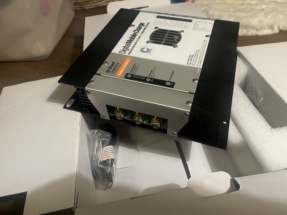 On Board Solutions Battery Charger 24VDC Input 12VDC Output 05503